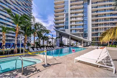 88 SW 7th St #1503, Miami, FL 33130 - Photo 25