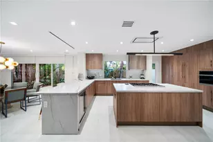 1075 NE 99th St, Miami Shores, FL 33138 - Photo 17