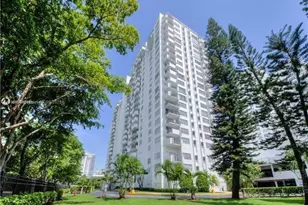 2780 NE 183rd St, Aventura, FL 33160 - Photo 21