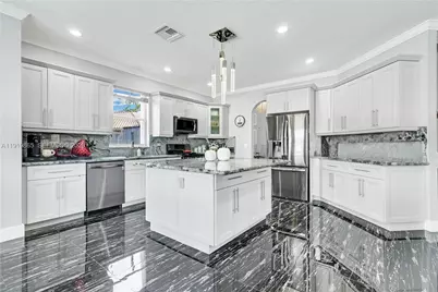 13787 NW 19th Ct, Pembroke Pines, FL 33028 - Photo 13