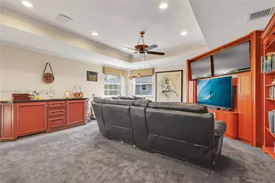 13787 NW 19th Ct, Pembroke Pines, FL 33028 - Photo 25