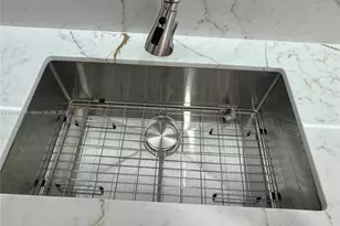 18031 Biscayne Blvd, Aventura, FL 33160 - Photo 3