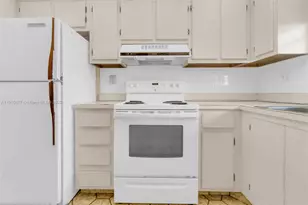 3100 W Rolling Hills Cir, Davie, FL 33328 - Photo 21