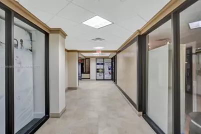 2555 Collins Ave #1508, Miami Beach, FL 33140 - Photo 51