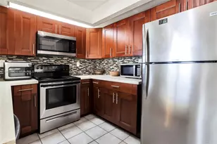 8660 SW 212th St, Cutler Bay, FL 33189 - Photo 7