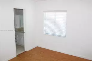 180 Riviera Cir, Weston, FL 33326 - Photo 5