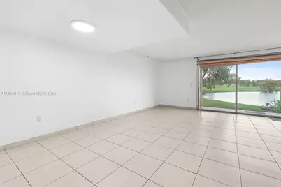 14105 SW Kendale Lakes Cir, Miami, FL 33183 - Photo 9