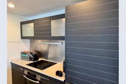 200 Biscayne Boulevard Way #4109, Miami, FL 33131 - Photo 11