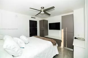 100 Bayview Dr, Sunny Isles Beach, FL 33160 - Photo 33