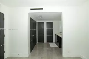 100 Bayview Dr, Sunny Isles Beach, FL 33160 - Photo 49