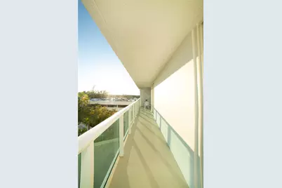 100 Bayview Dr #325, Sunny Isles Beach, FL 33160 - Photo 55