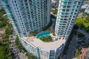 1900 N Bayshore Dr, Miami, FL 33132 - Photo 3