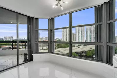 3500 Mystic Pointe Dr #1205, Aventura, FL 33180 - Photo 11