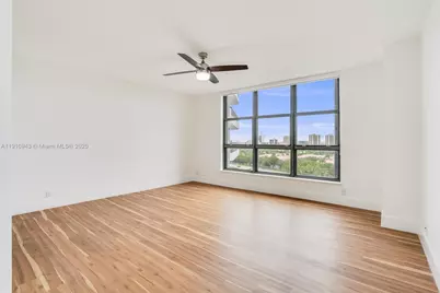 3500 Mystic Pointe Dr #1205, Aventura, FL 33180 - Photo 19