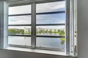 141 SE 3rd Ave, Dania Beach, FL 33004 - Photo 17