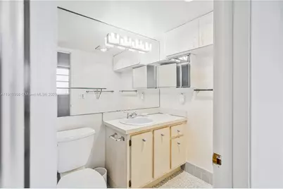 141 SE 3rd Ave #506, Dania Beach, FL 33004 - Photo 33