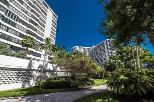 500 Three Islands Boulevard, Hallandale Beach, FL 33009 - Photo 31