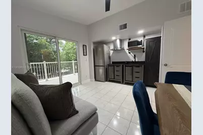 219 S Bay Harbor Dr. #B, Key Largo, FL 33037 - Photo 3