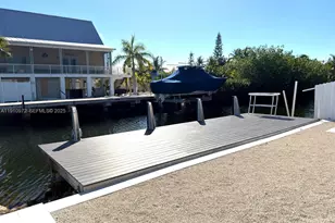 27346 Martinique Ln, Lower Sugarloaf Key, FL 33042 - Photo 19