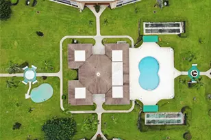 500 W Village Green Cir W, Palm Springs, FL 33461 - Photo 13