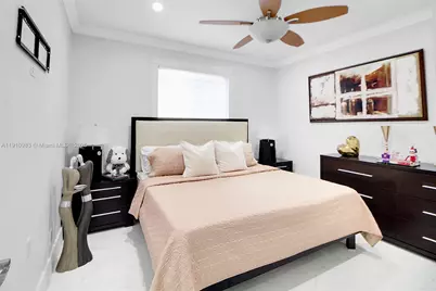 8953 NW 147th Ter, Miami Lakes, FL 33018 - Photo 21