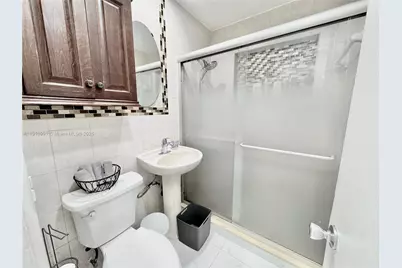 2462 NW 62nd Ter, Margate, FL 33063 - Photo 11