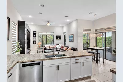 3752 NW 85th Ter, Cooper City, FL 33024 - Photo 17