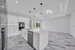204 East 10th Street, Lehigh Acres, FL 33972 - Photo 11