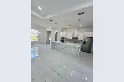 818 State Ave, Lehigh Acres, FL 33972 - Photo 9