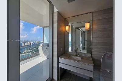 18975 Collins Ave #4605, Sunny Isles Beach, FL 33160 - Photo 15