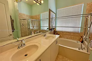 3457 NE 2nd St, Homestead, FL 33033 - Photo 9