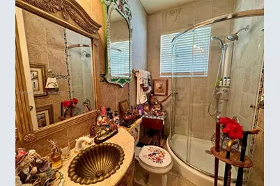 3457 NE 2nd St, Homestead, FL 33033 - Photo 7