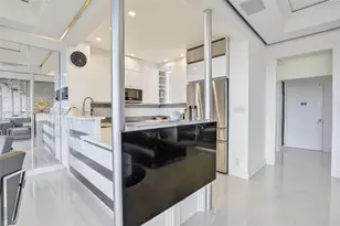 20335 W Country Club Dr, Aventura, FL 33180 - Photo 11