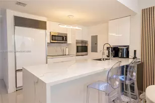 465 Brickell Ave, Miami, FL 33131 - Photo 17