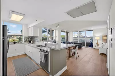 19501 W Country Club Dr #313, Aventura, FL 33180 - Photo 1