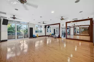 19501 W Country Club Dr, Aventura, FL 33180 - Photo 55