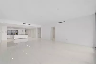 300 Biscayne Boulevard Way #3404, Miami, FL 33131 - Photo 11