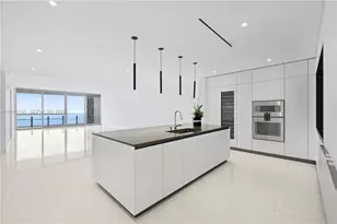 300 Biscayne Blvd Way, Miami, FL 33131 - Photo 1