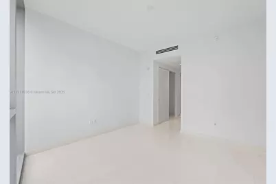 300 Biscayne Boulevard Way #3404, Miami, FL 33131 - Photo 31