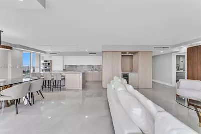 19707 Turnberry Way #21E, Aventura, FL 33180 - Photo 13