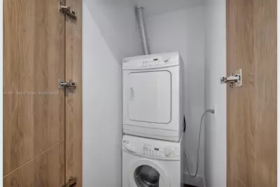 3470 E Coast Ave #PH202, Miami, FL 33137 - Photo 5