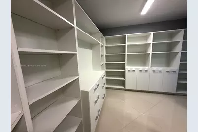 879 NE 195th St #228, Miami, FL 33179 - Photo 19