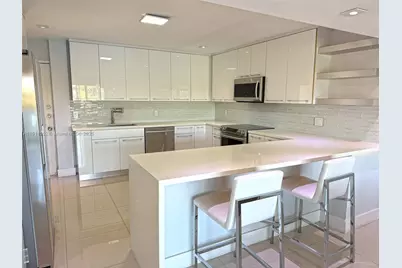 879 NE 195th St #228, Miami, FL 33179 - Photo 5