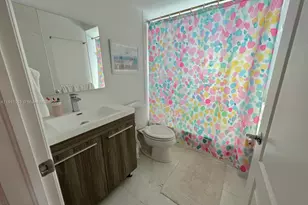 20825 NE 32nd Pl, Aventura, FL 33180 - Photo 9