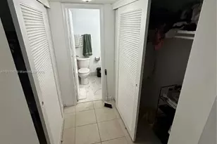 17901 NW 68th Ave, Hialeah, FL 33015 - Photo 13