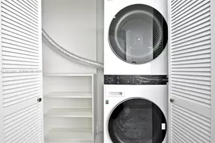 6284 NW 186th St, Hialeah, FL 33015 - Photo 5