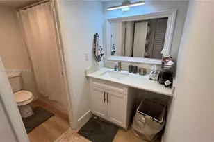 20500 W Country Club Dr, Aventura, FL 33180 - Photo 7