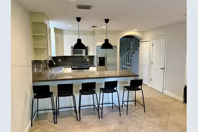 2920 Catalina St #2920, Miami, FL 33133 - Photo 5