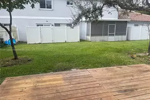 854 NW 208th Dr, Pembroke Pines, FL 33029 - Photo 27