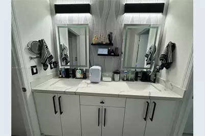 167 SW 6th Ln, Florida City, FL 33034 - Photo 11